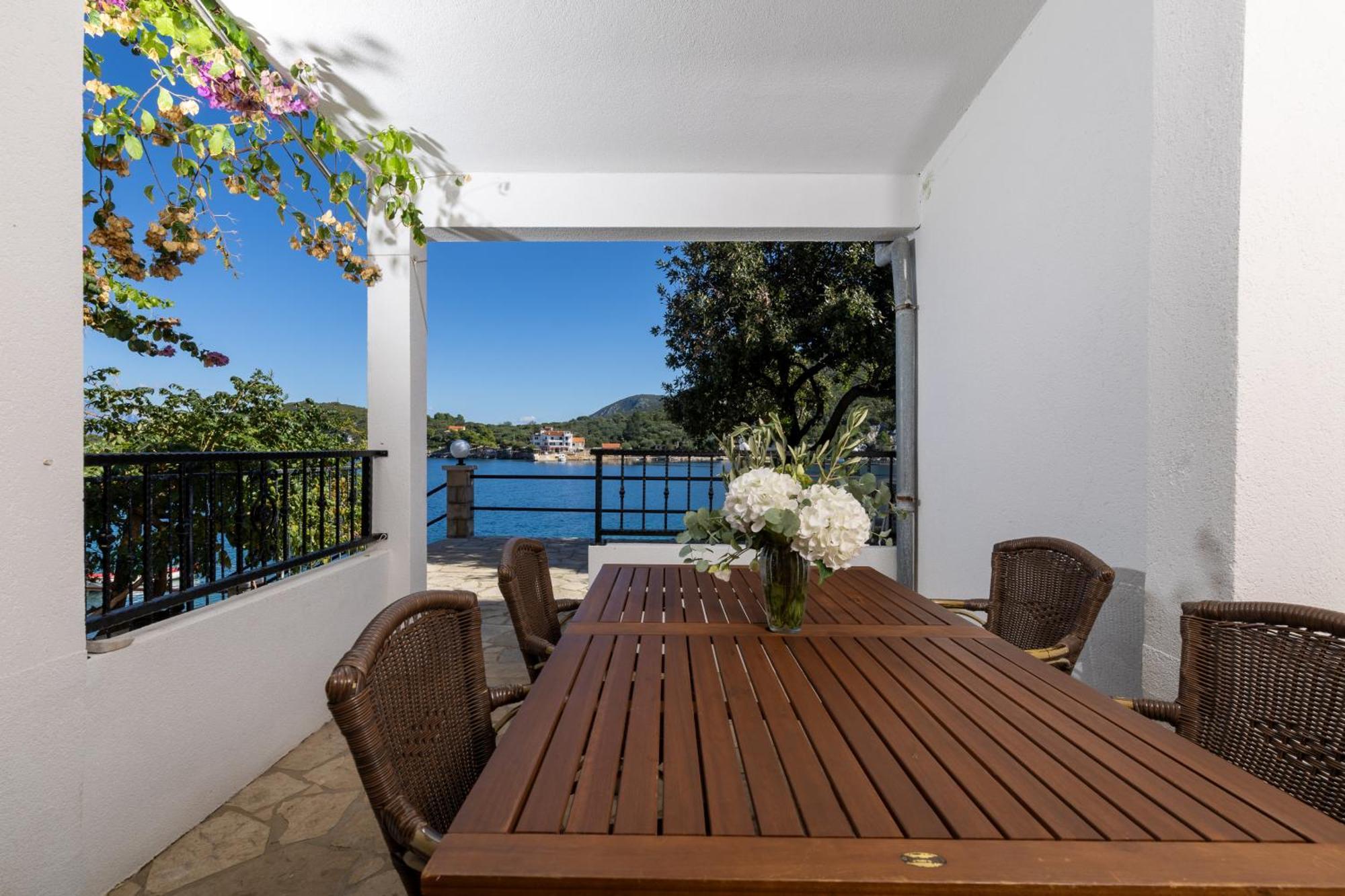 Apartmani Nikola Zastražišće Buitenkant foto